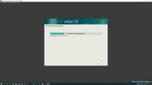 Instalar Debian 12 LXDE con VirtualBox