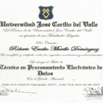 Titulo Universitario